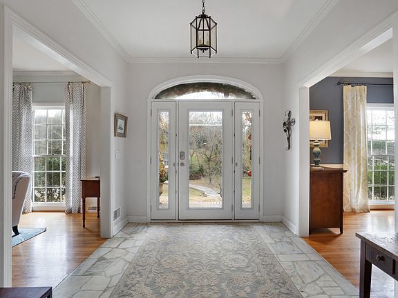 5th image of 1140 Stonewall Jackson Ct