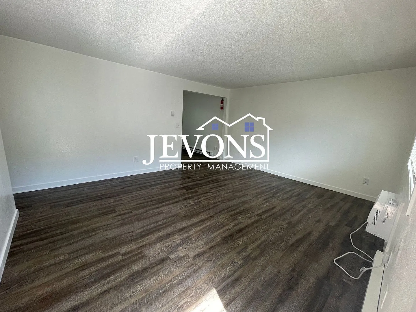 1208 Willow St Yakima, WA 98902-1961 — Photo 4