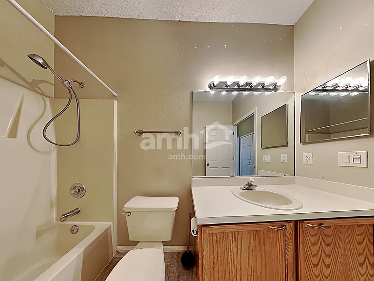 11542 Wellman Dr — Photo 13