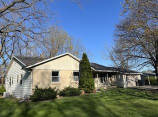 454 S Douglas Ct, Whitewater, WI 53190