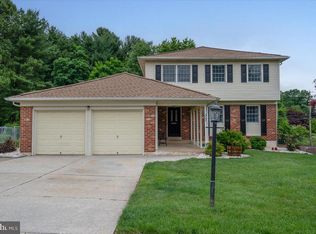 302 Stamford Dr, Newark, DE 19711