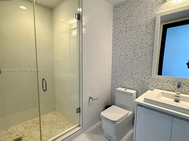 1425 Brickell Ave #42E — Photo 1
