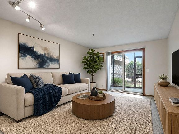 2nd image of 2150 Ridge Dr APT 14