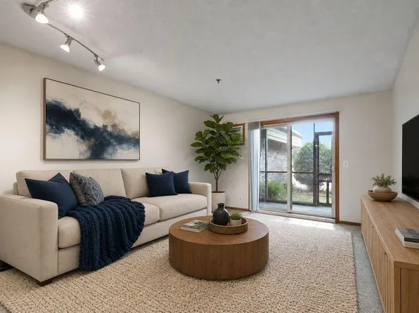 2150 Ridge Dr APT 14, Saint Louis Park, MN 55416