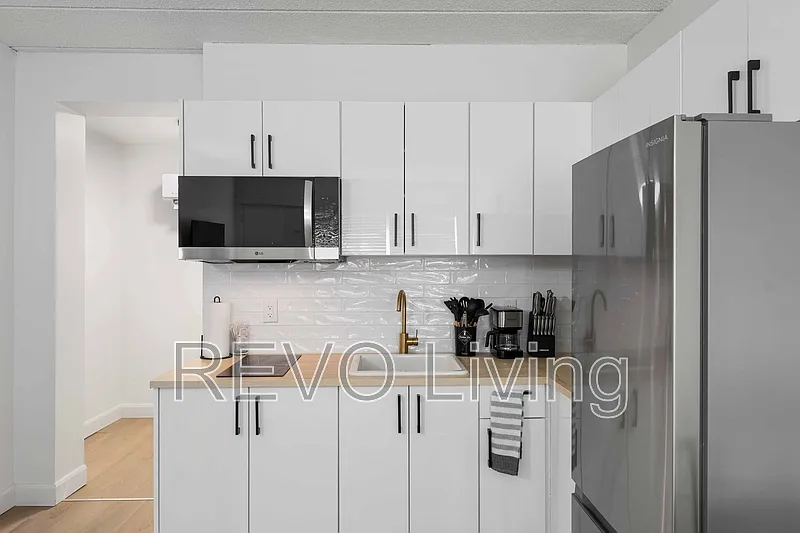 Studio, 1.0 bath, 284 sqft, $1,250 — Photo 4