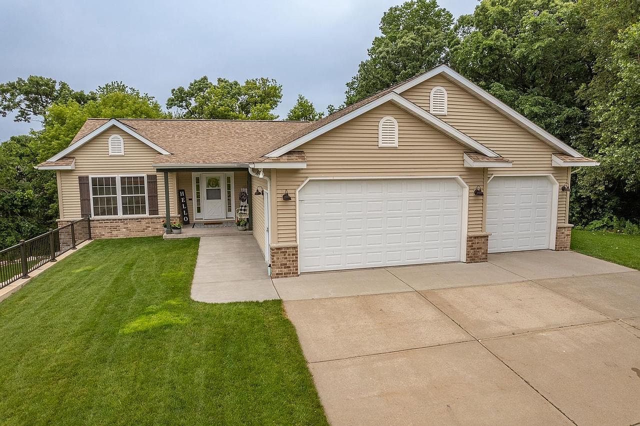 1731 Valley View Dr, Baraboo, WI 53913 Zillow