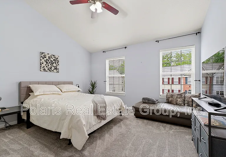 9439 Tanhurst Dr — Photo 16