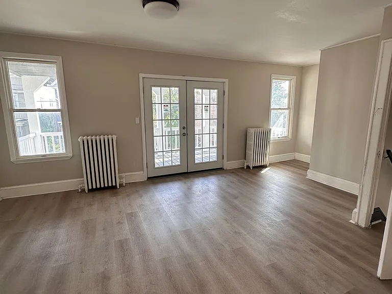 5 Walter St #2 — Photo 3