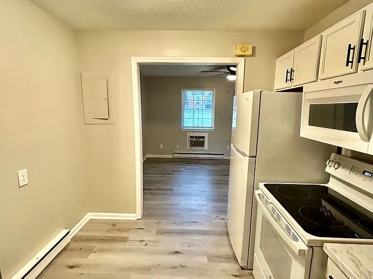 7569 Faraday Pl — Photo 4