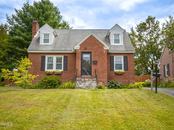 25 Putnam Ave, Pittsfield, MA 01201