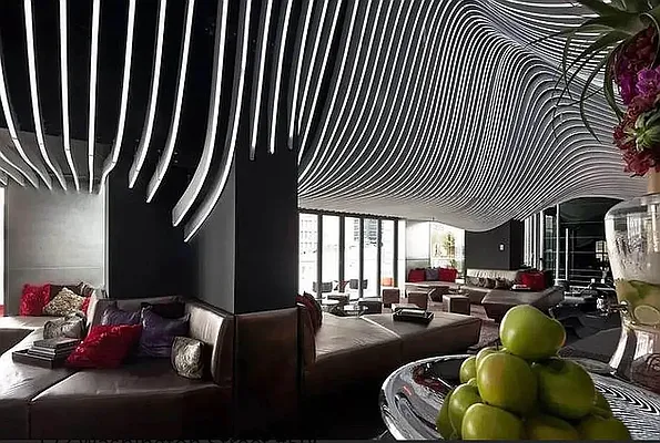 Rented by SERHANT. | media 10