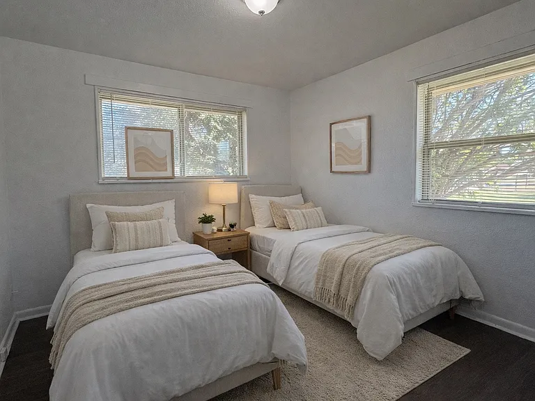 2333 Becker Pl — Photo 7