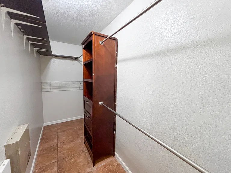 8610 Laguna Rio — Photo 11