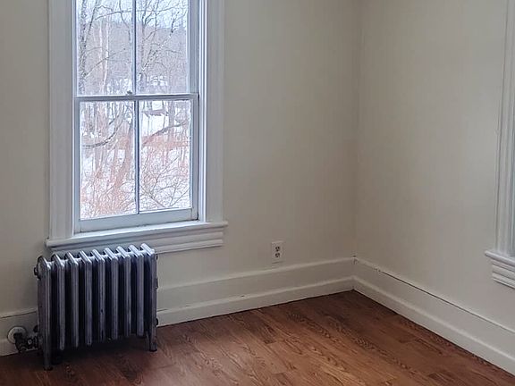 5th image of 30 North Rd #1