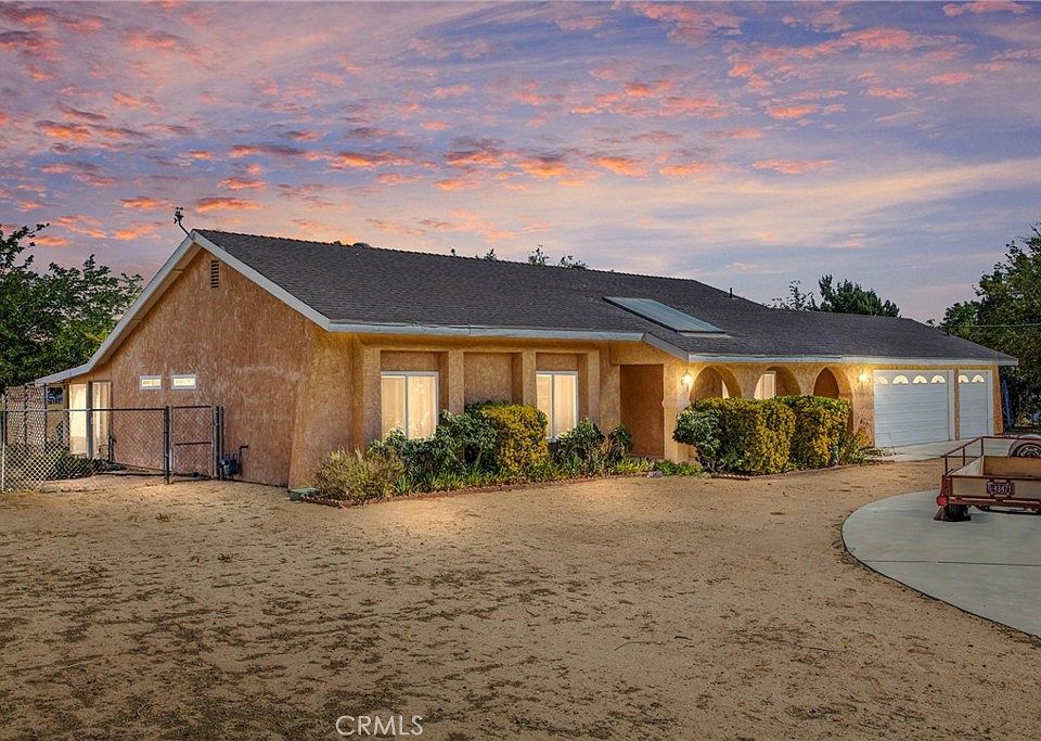1st image of 17740 Linden St