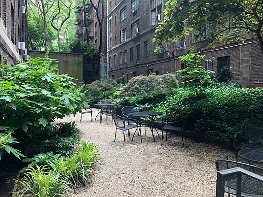 Rented by Nami New York Property LLC | media 7