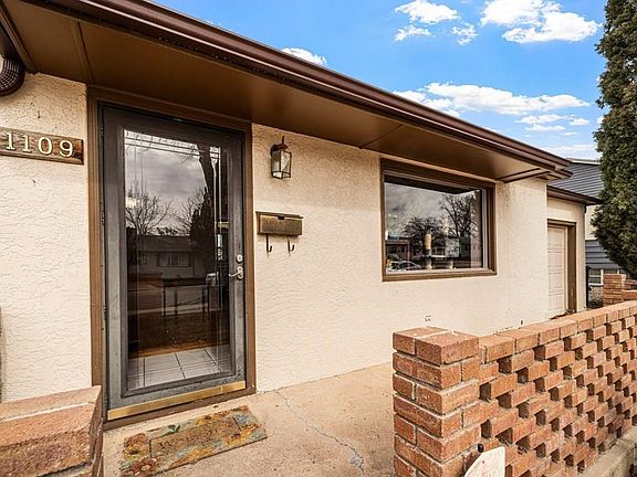 4th image of 1109 Mass St