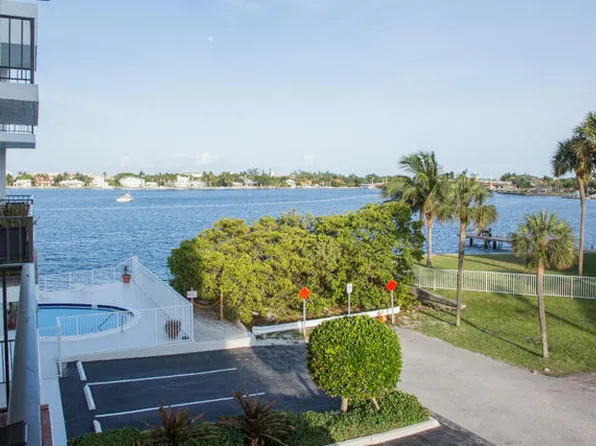 301 Croton Avenue #303, Lantana, FL 33462