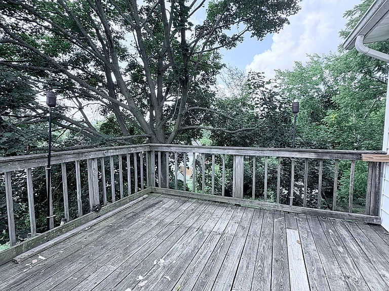 97 Fairview Ave #2 — Photo 16