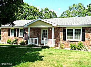 1055 Branch Rd, Holts Summit, MO 65043