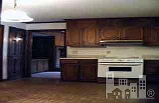 5th image of 735 SE Brunswick Place