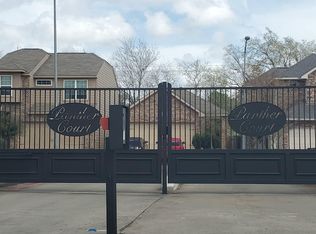 11137 Panther Ct, Houston, TX 77099