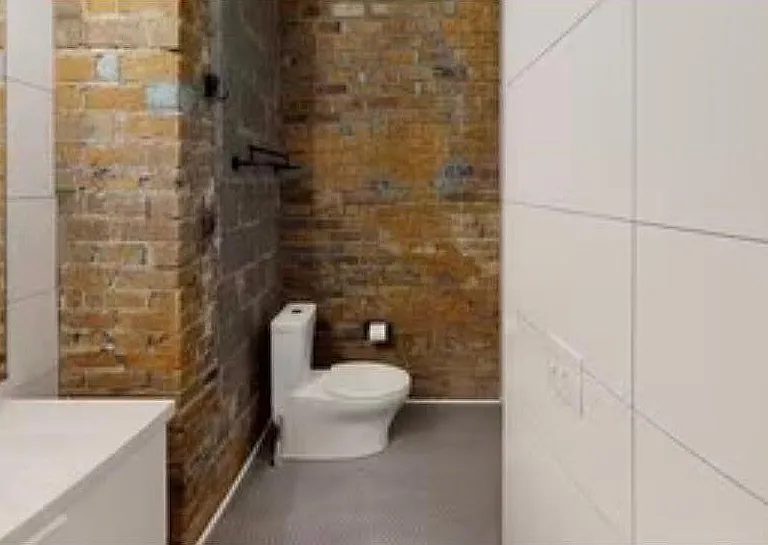 1710 Elm St #2 — Photo 6
