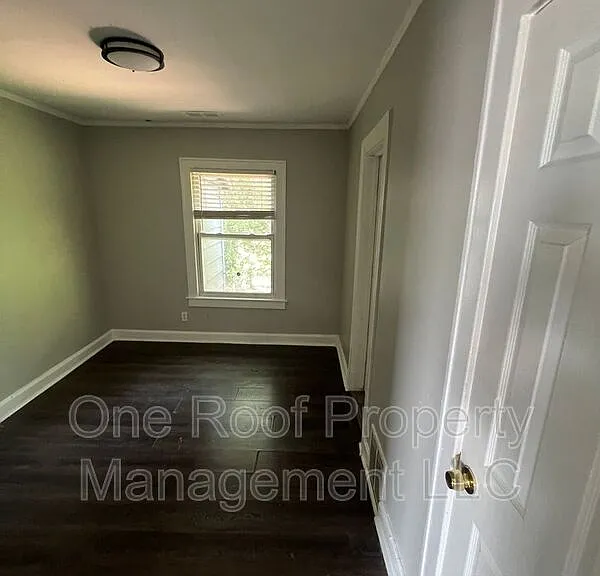 2450 Benton Blvd #B — Photo 11