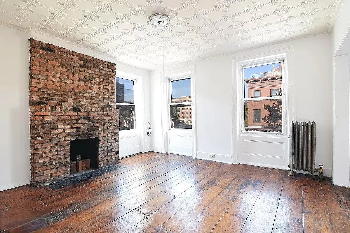 118 Kane Street — Photo 1