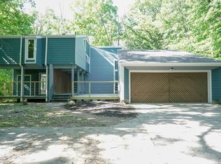 1404 Van Buskirk Rd, Anderson, IN 46011