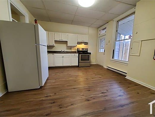 4th image of 423 W Liberty St #1