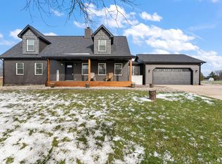 897 Jane Ave, Chesterton, IN 46304