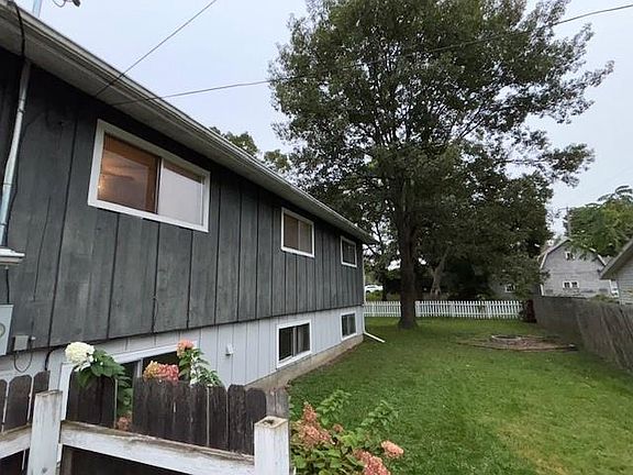 4th image of 903 Ransom St