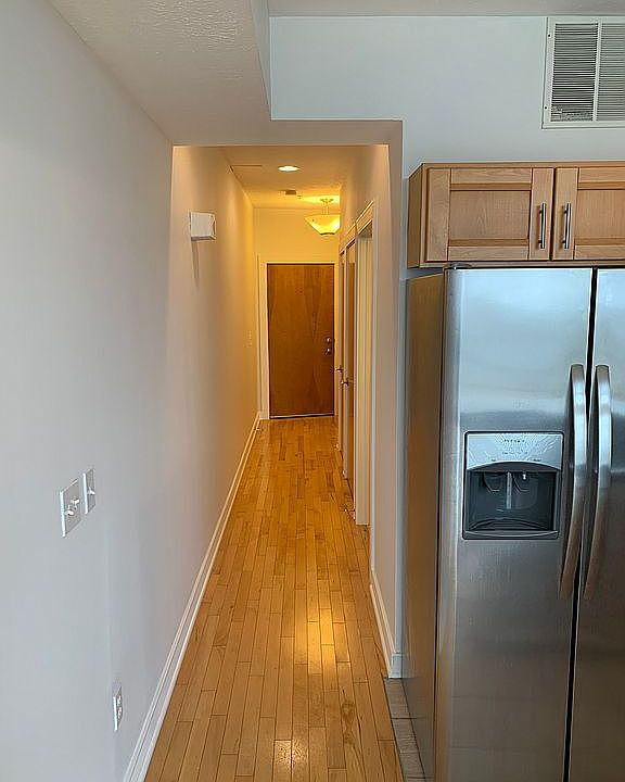 1st image of 2222 Detroit Ave APT 1117