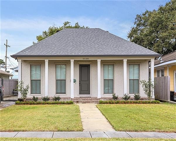 1st image of 5538 Woodlawn Pl