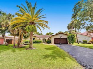 8885 NW 21st St, Pompano Beach, FL 33071