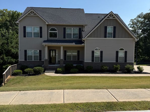 180 Charleston Dr