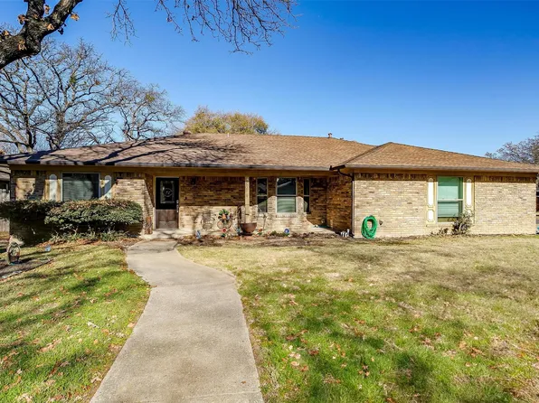 4401 Indian Oaks Trl, Arlington, TX 76017