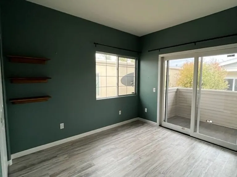 4927 Brighton Ave — Photo 18