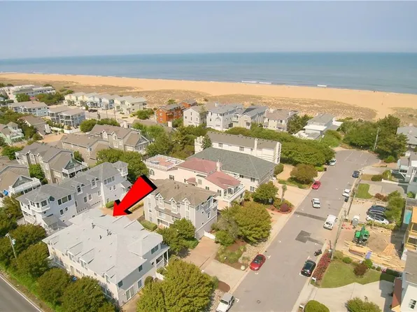 135 66th St, Virginia Beach, VA 23451