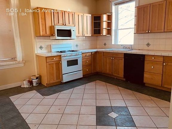 5th image of 5051 Idaho Ave #A