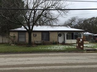 1403 Granbury St, Cleburne, TX 76033