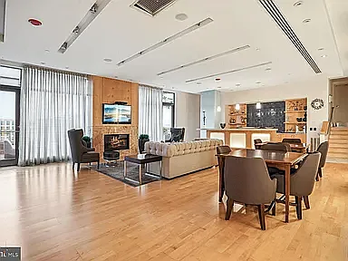 475 K St NW #617 — Photo 17
