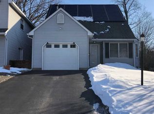 59 Cooks Ct, Waterford, NY 12188