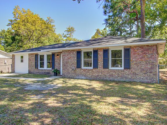 3rd image of 4412 Garwood Dr