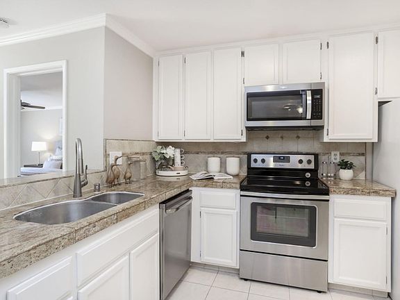 5th image of 2352 La Terrace Cir
