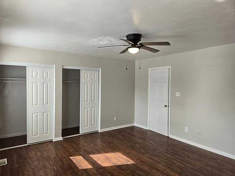 5602 Banbury Ct — Photo 26