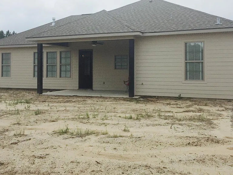1394 Trisha Ct — Photo 14