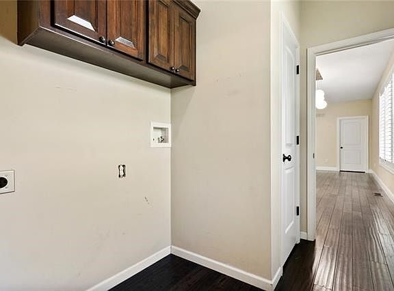 5th image of 4603 Cambridge St
