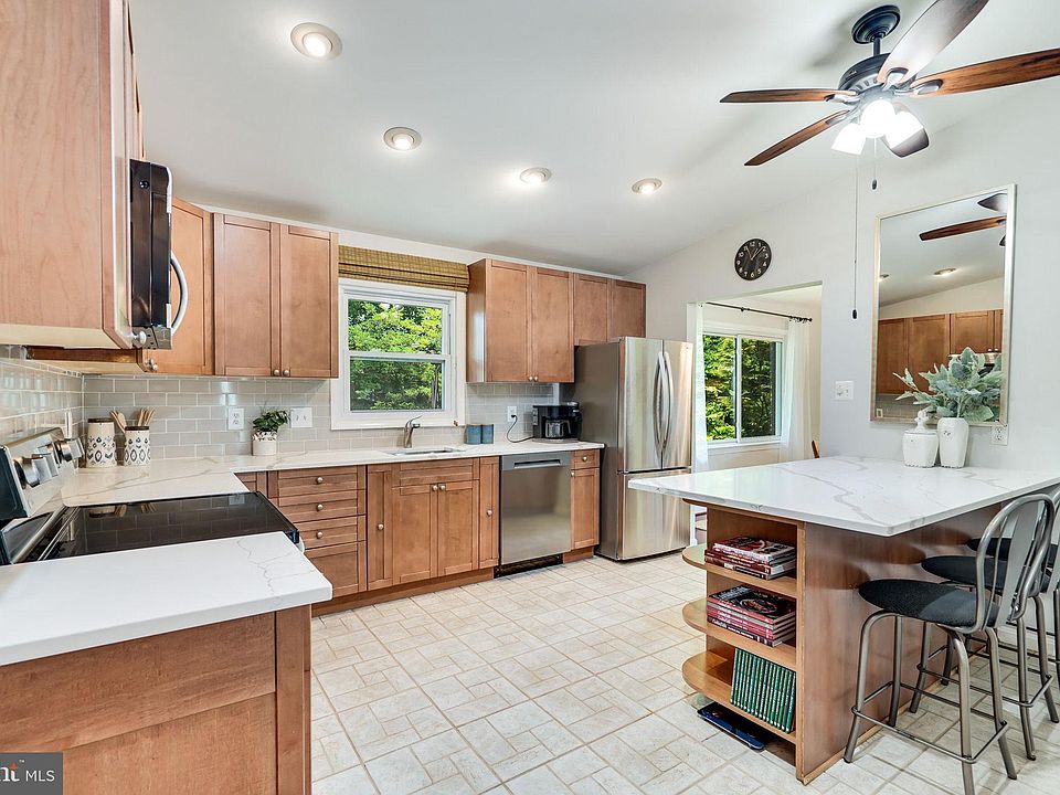 1st image of 9607 Little Cobbler Ct